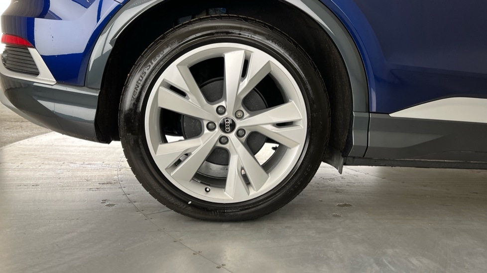 Used Audi Q4 e-tron 2024 for sale - 76302454: Photo 23