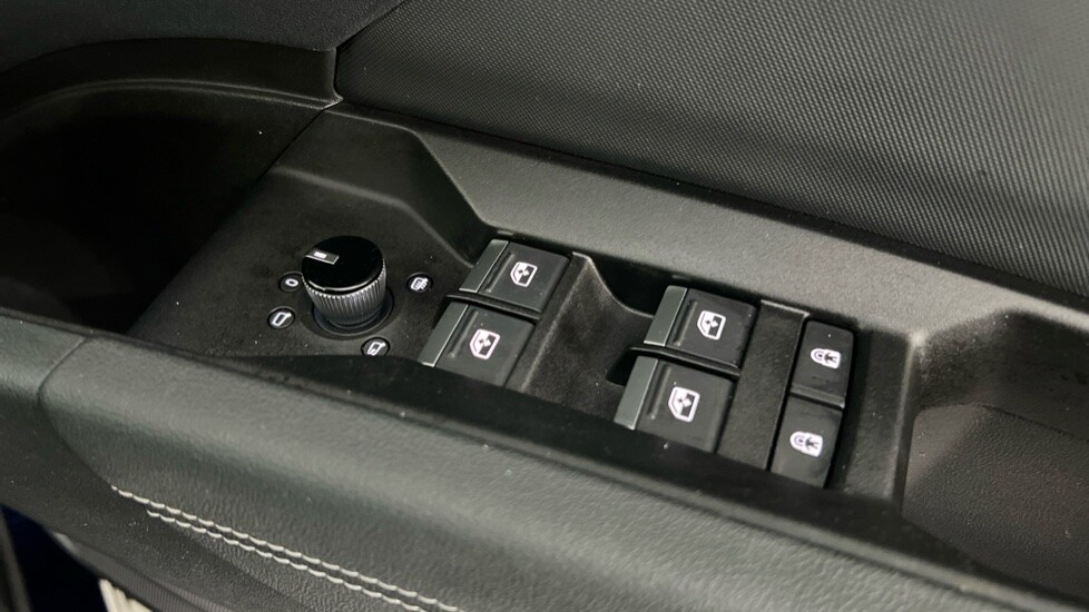 Used Audi Q4 e-tron 2024 for sale - 76302454: Photo 27