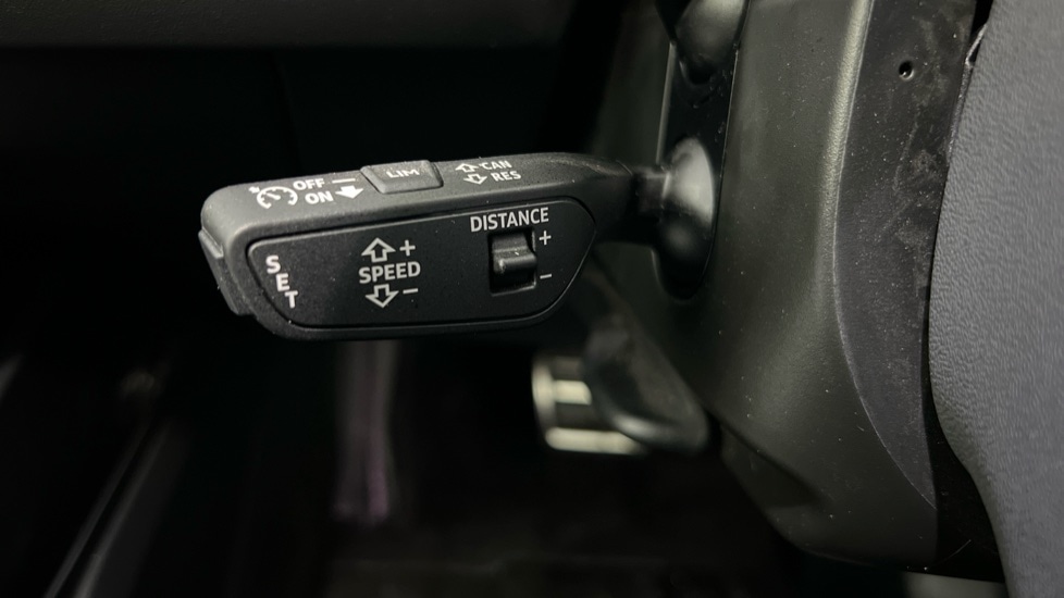 Used Audi Q4 e-tron 2024 for sale - 76302454: Photo 33