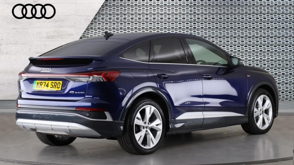 Used Audi Q4 e-tron 2024 for sale - 76302454: Photo 8