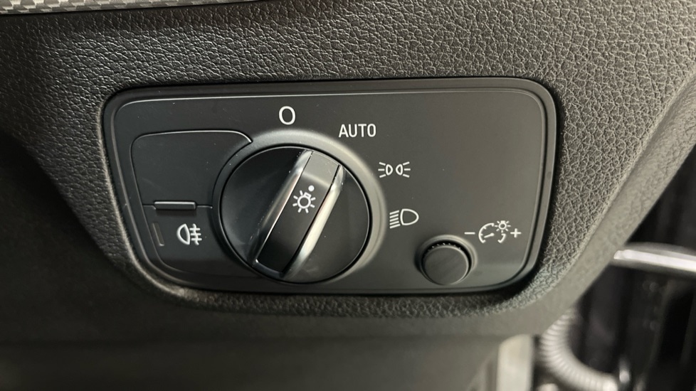 Used Audi Q2 2022 for sale - 76523583: Photo 40