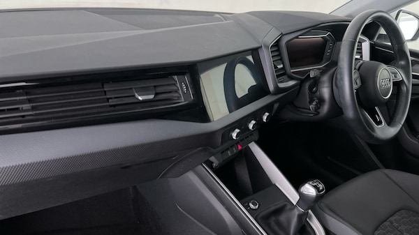 Used Audi A1 2022 for sale - 75771533: Photo 2