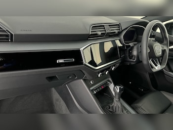 Used Audi Q3 2024 for sale - 75660341: Photo