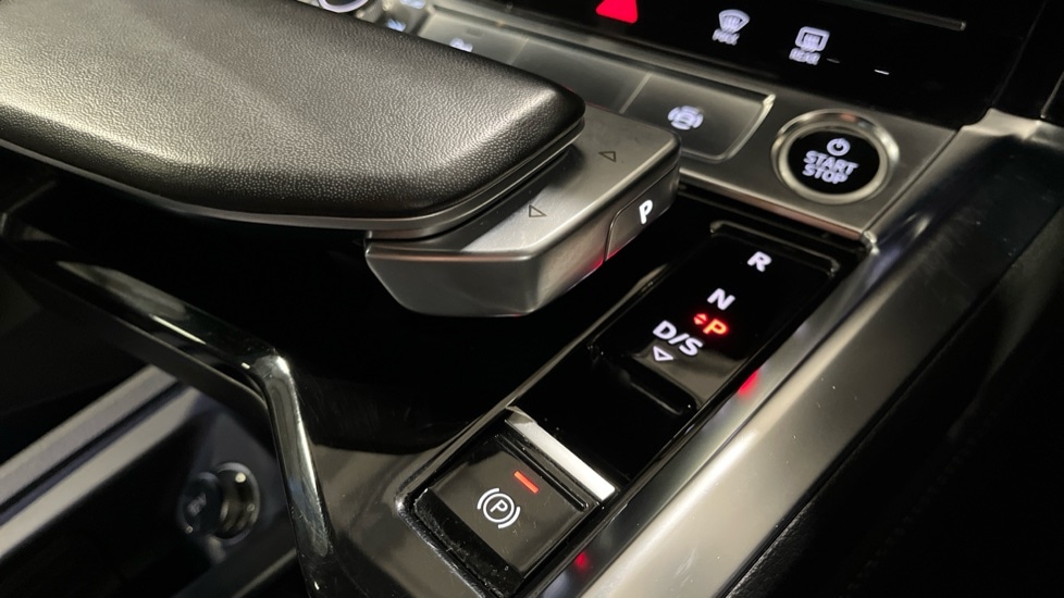 Used Audi e-tron 2021 for sale - 76025288: Photo 26