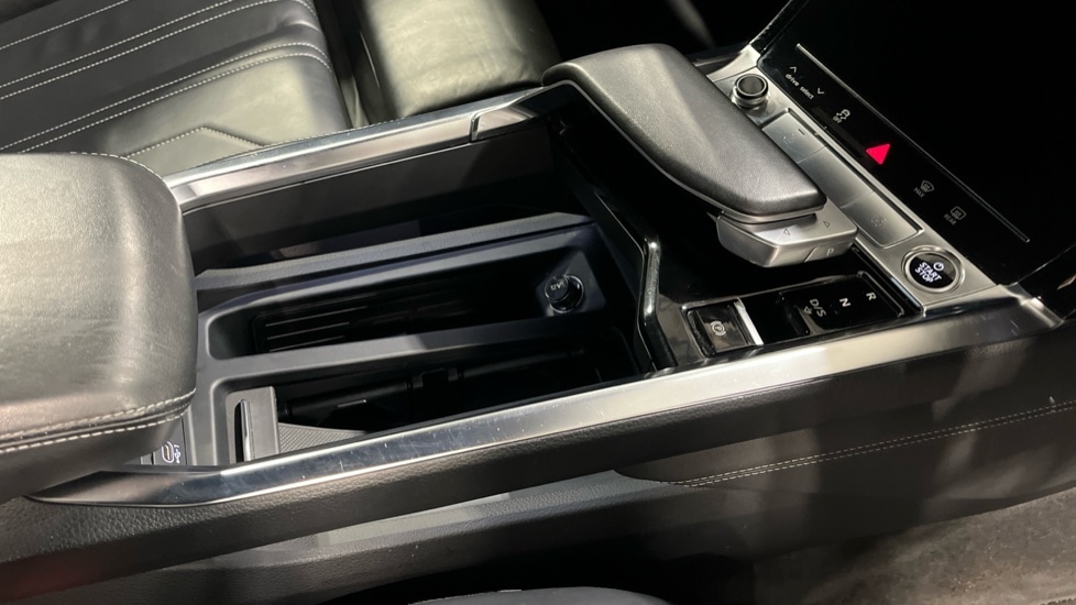 Used Audi e-tron 2021 for sale - 76025288: Photo 27