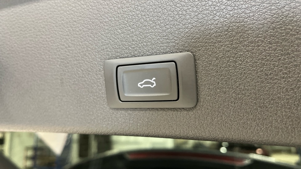 Used Audi e-tron 2021 for sale - 76025288: Photo 43