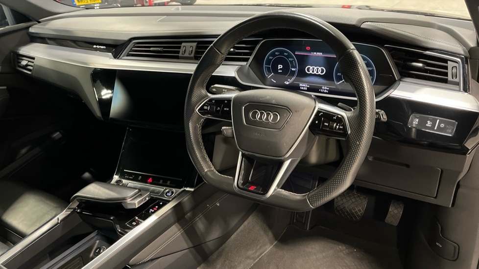 Used Audi e-tron 2021 for sale - 76025288: Photo 6