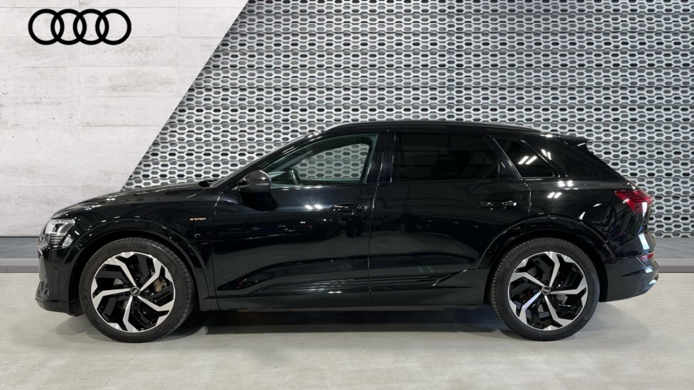 Used Audi e-tron 2021 for sale - 76025288: Photo 9