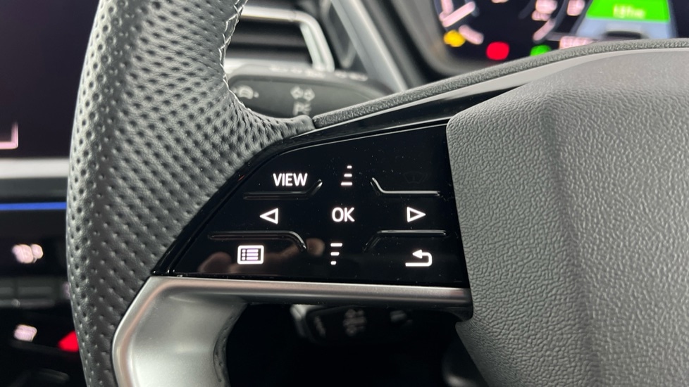 Used Audi Q4 e-tron 2024 for sale - 76869776: Photo 28