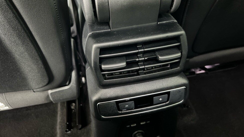 Used Audi Q4 e-tron 2024 for sale - 76869776: Photo 35