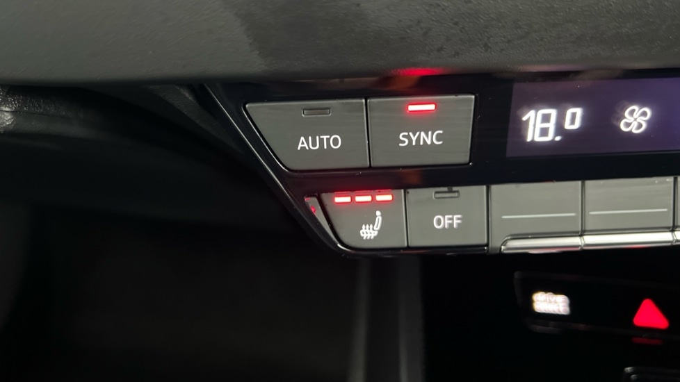 Used Audi Q4 e-tron 2024 for sale - 76869776: Photo 48