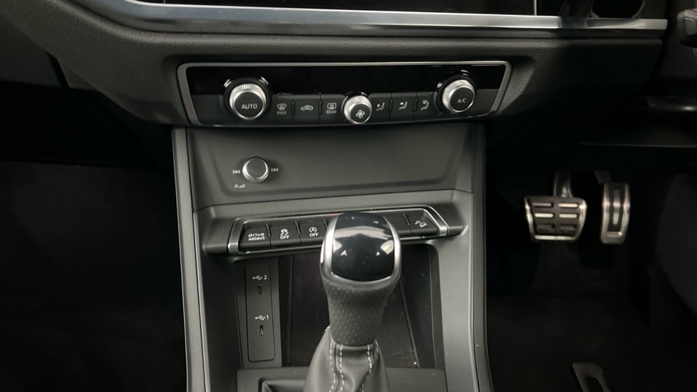 Used Audi Q3 2025 for sale - 76870651: Photo 16