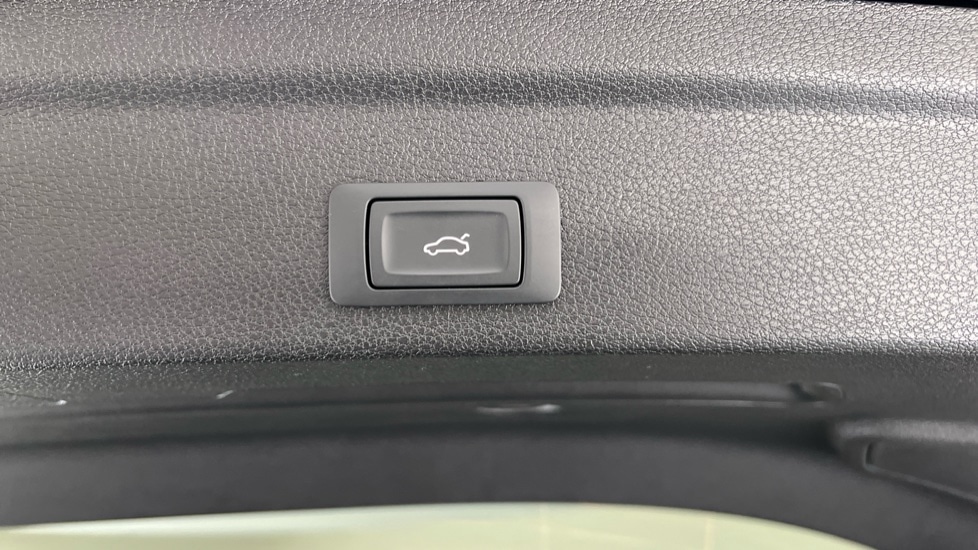 Used Audi Q3 2025 for sale - 76870651: Photo 38