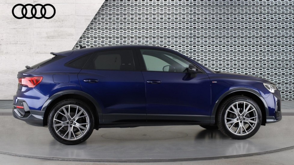 Used Audi Q3 2025 for sale - 76870651: Photo 4