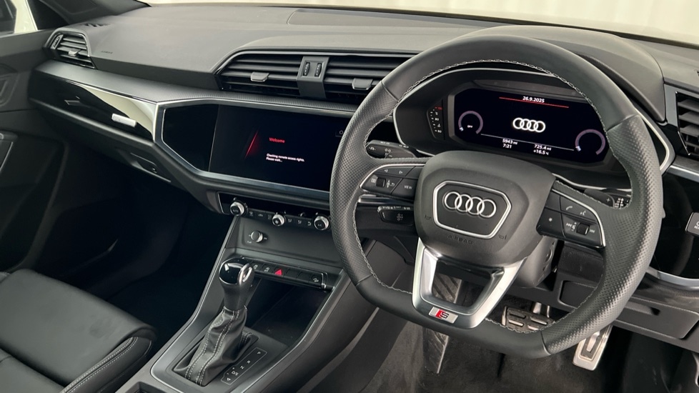 Used Audi Q3 2025 for sale - 76870651: Photo 6