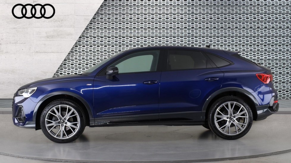 Used Audi Q3 2025 for sale - 76870651: Photo 9