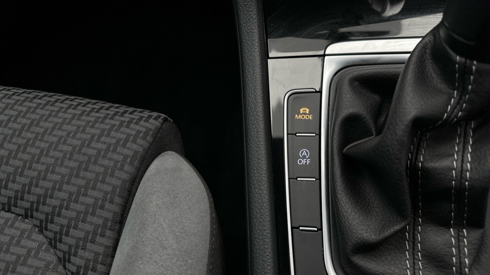 Used Volkswagen Golf 2020 for sale - 76597884: Photo 30