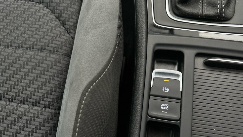 Used Volkswagen Golf 2020 for sale - 76597884: Photo 31