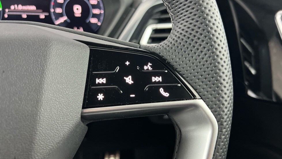 Used Audi Q4 e-tron 2024 for sale - 76475010: Photo 37