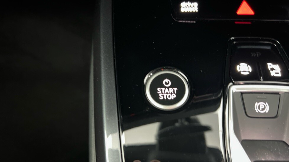 Used Audi Q4 e-tron 2024 for sale - 76475010: Photo 40