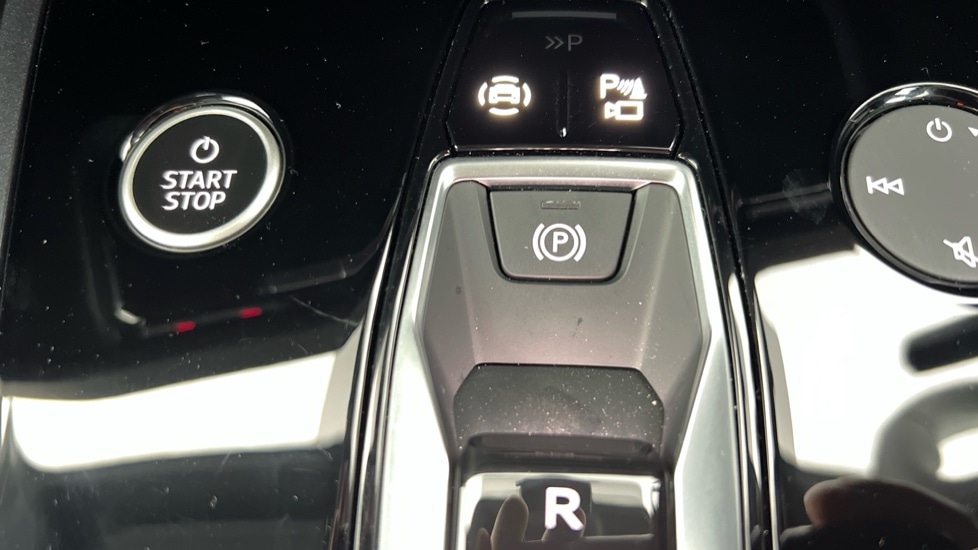 Used Audi Q4 e-tron 2024 for sale - 76475010: Photo 41