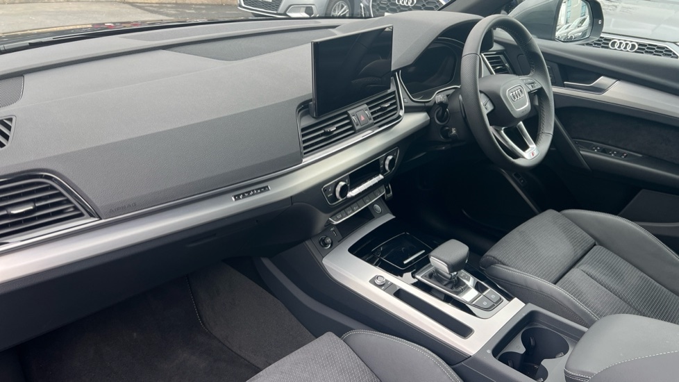 Used Audi Q5 2024 for sale - 75874202: Photo 2