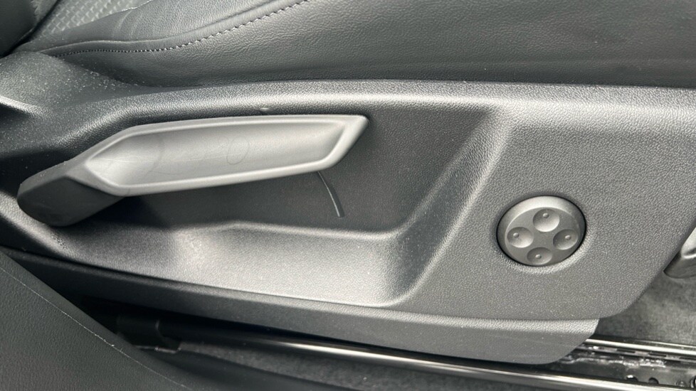 Used Audi Q5 2024 for sale - 75874202: Photo 30