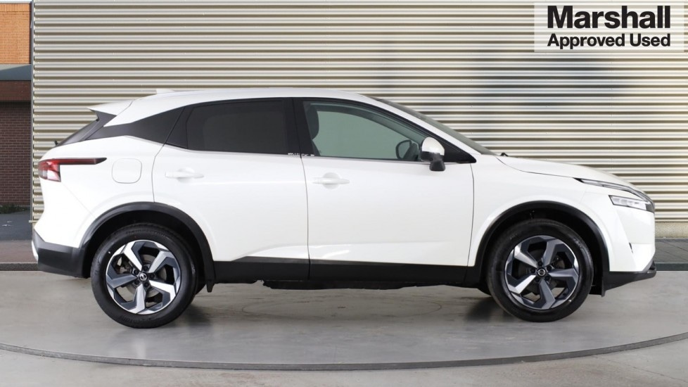 Used Nissan Qashqai 2021 for sale - 76870261: Photo 2