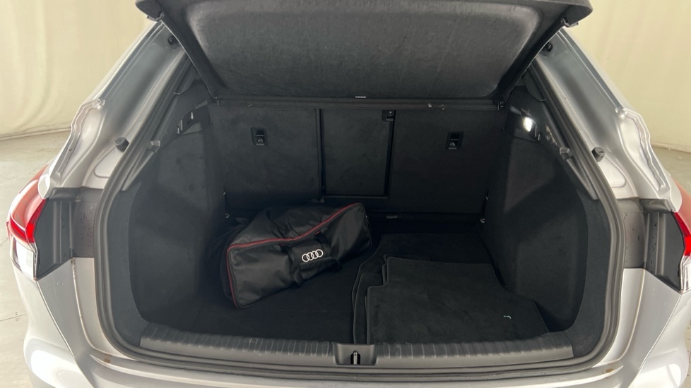 Used Audi Q4 e-tron 2024 for sale - 76871803: Photo 18