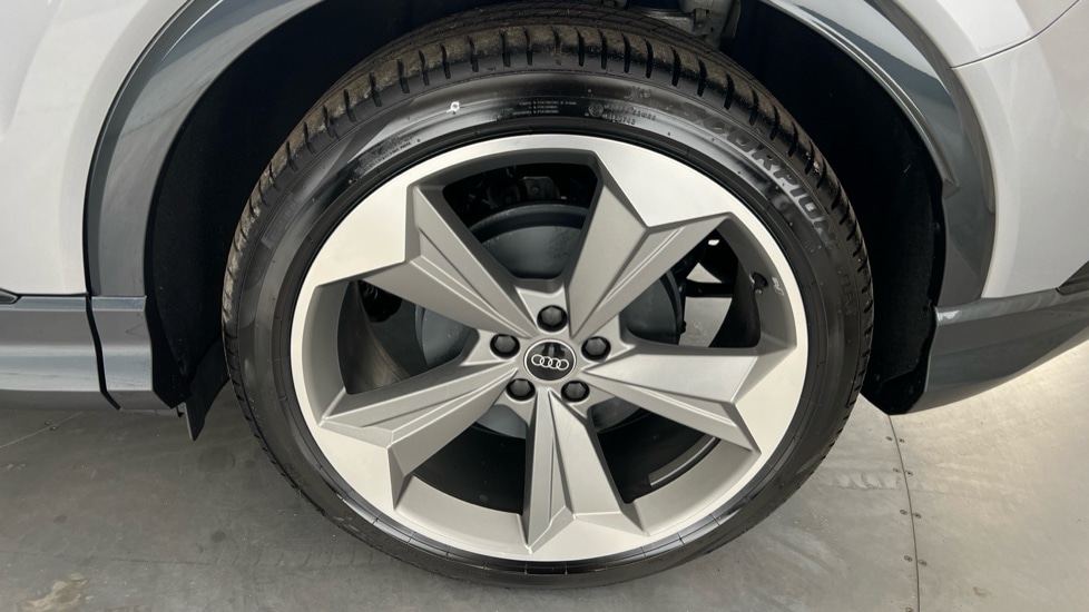 Used Audi Q4 e-tron 2024 for sale - 76871803: Photo 22