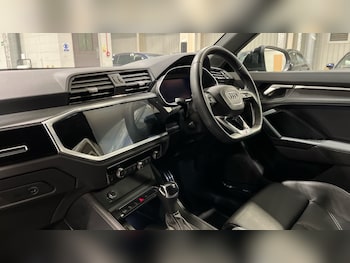 Used Audi Q3 2022 for sale - 76420421: Photo