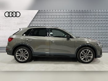 Used Audi Q3 2022 for sale - 76420421: Photo