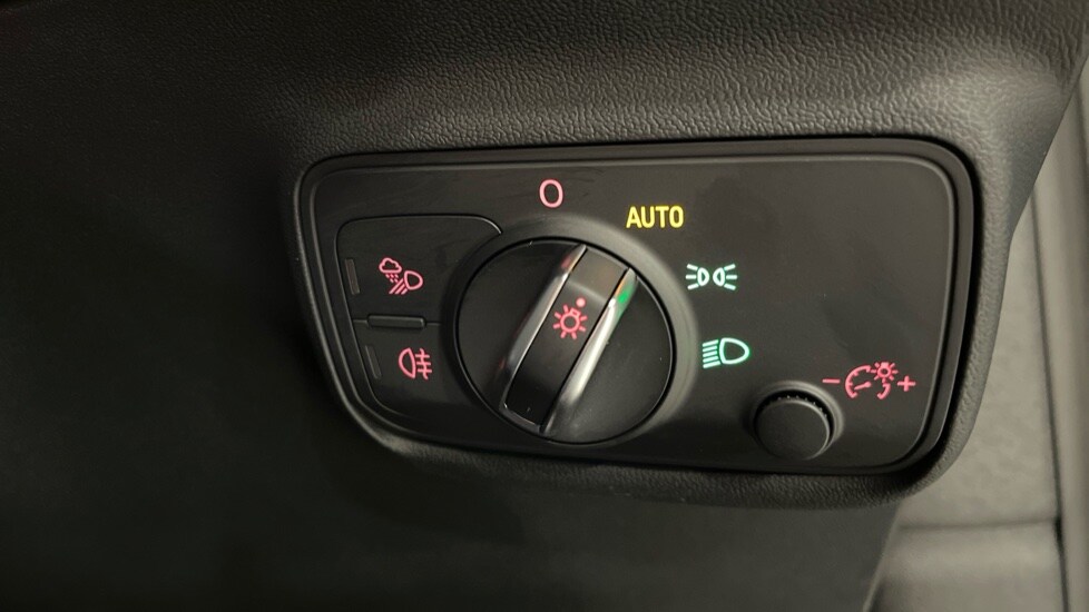 Used Audi TT 2023 for sale - 76523670: Photo 42