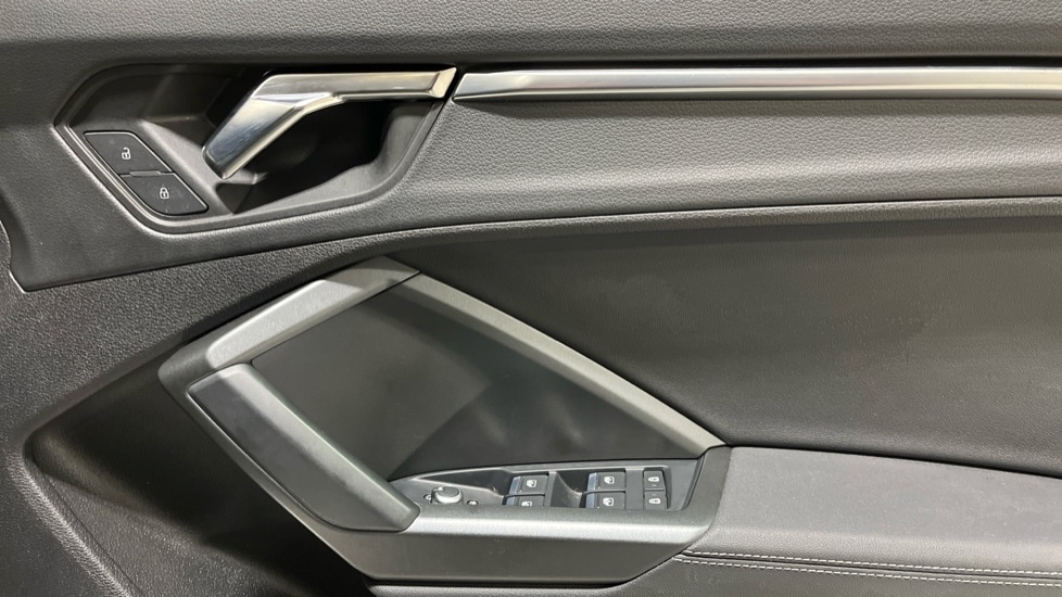 Used Audi Q3 2022 for sale - 76602874: Photo 28