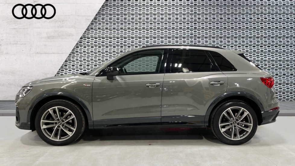 Used Audi Q3 2022 for sale - 76602874: Photo 9
