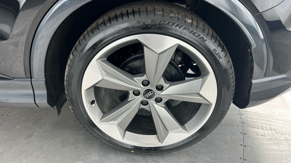 Used Audi Q4 e-tron 2024 for sale - 77050965: Photo 22