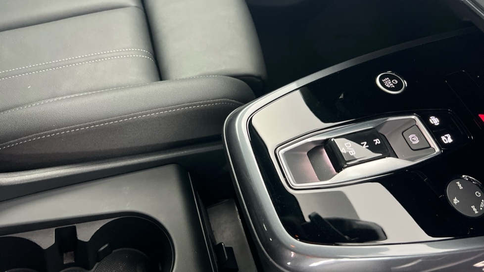 Used Audi Q4 e-tron 2024 for sale - 77050965: Photo 30