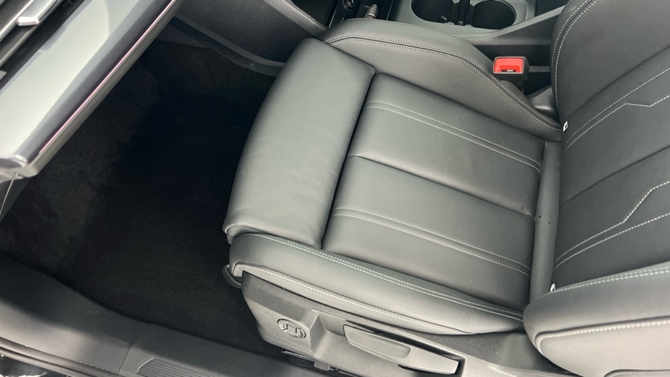 Used Audi Q4 e-tron 2024 for sale - 77050965: Photo 32