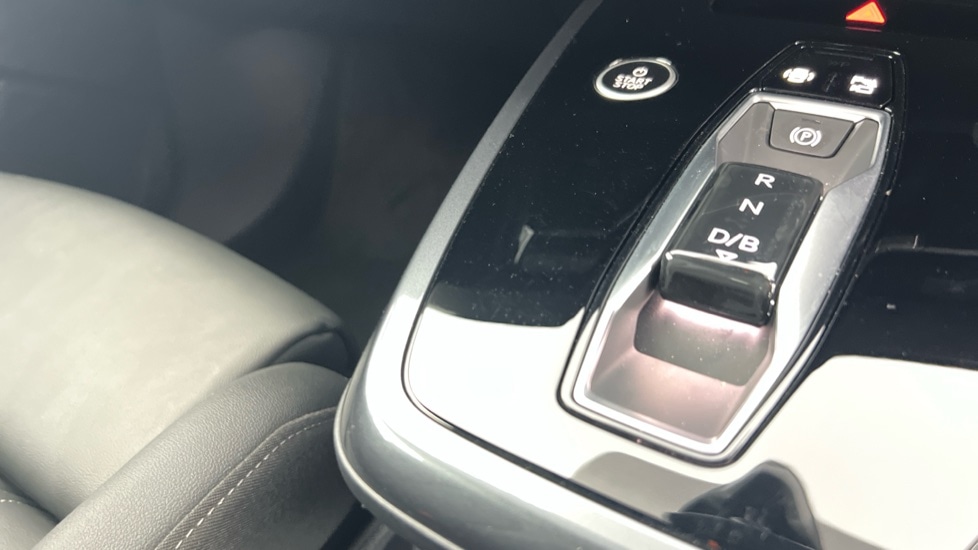 Used Audi Q4 e-tron 2024 for sale - 77050965: Photo 35