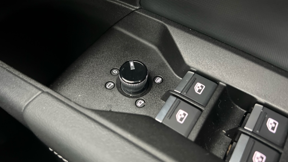 Used Audi Q4 e-tron 2024 for sale - 77050965: Photo 40