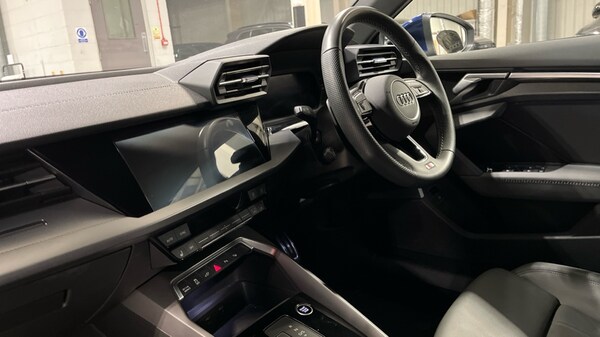 Used Audi A3 2023 for sale - 76112196: Photo 2