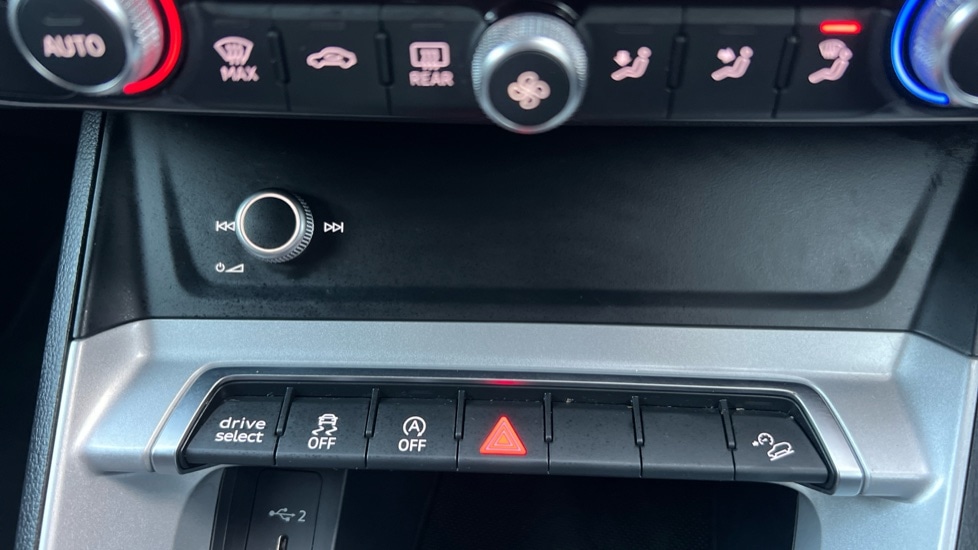 Used Audi Q3 2022 for sale - 76609528: Photo 39