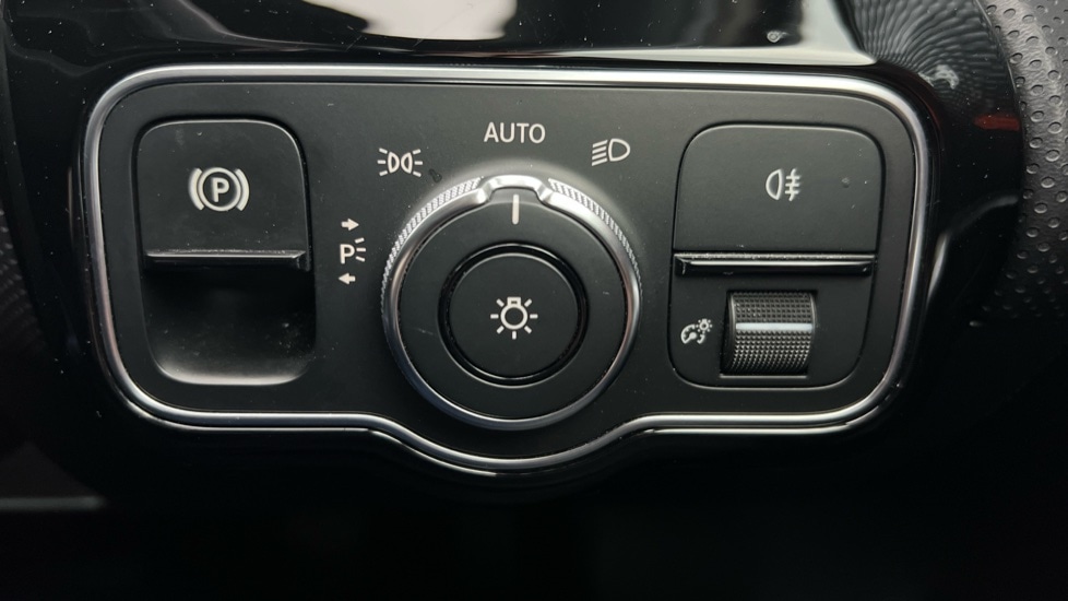 Used Mercedes-Benz A-Class 2019 for sale - 76459053: Photo 31