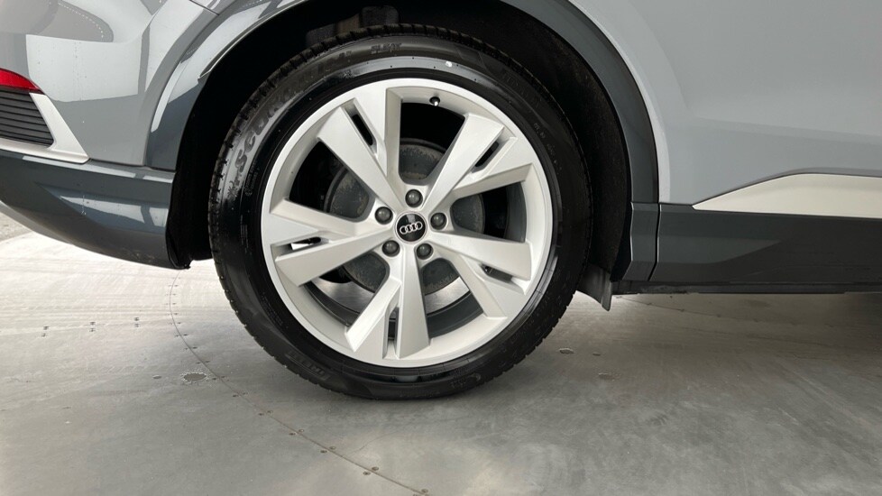 Used Audi Q4 e-tron 2023 for sale - 76474891: Photo 23