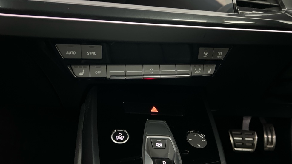 Used Audi Q4 e-tron 2023 for sale - 76528880: Photo 16