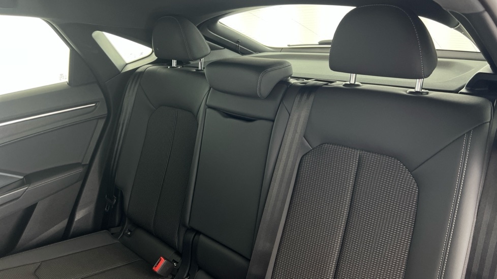 Used Audi Q3 2021 for sale - 76154909: Photo 15