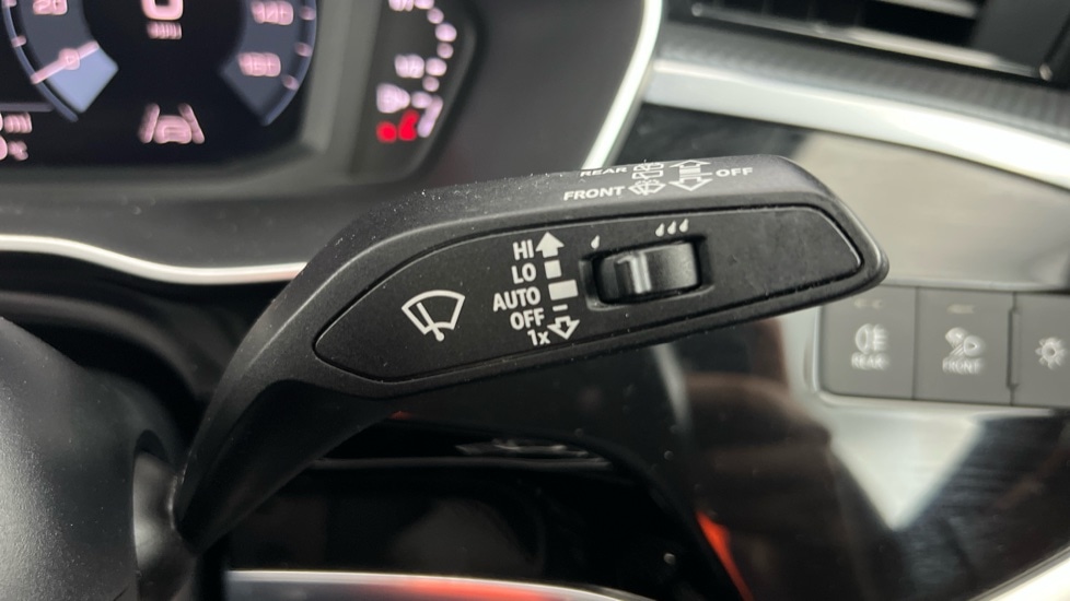 Used Audi Q3 2021 for sale - 76154909: Photo 32