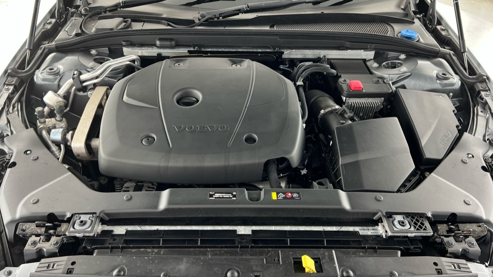 Used Volvo V60 2019 for sale - 76265502: Photo 16