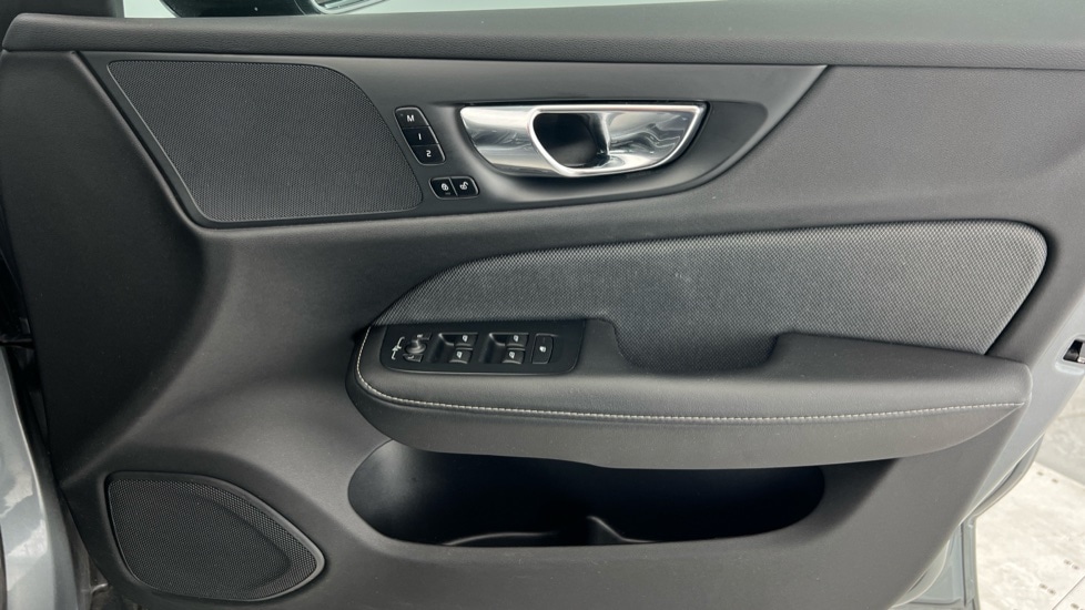 Used Volvo V60 2019 for sale - 76265502: Photo 28