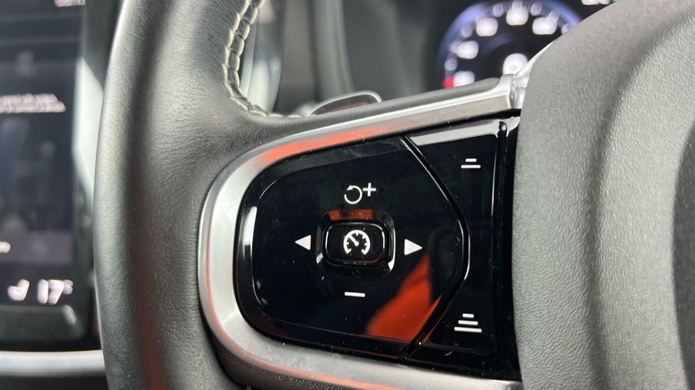 Used Volvo V60 2019 for sale - 76265502: Photo 36